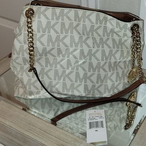 Michael Kors vanilla bag  Jet set chain